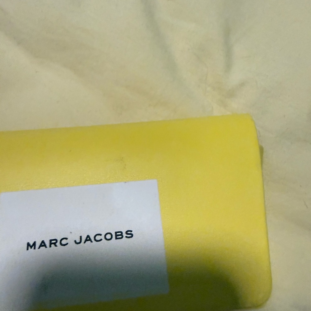 Marc Jacob’s - Picture 2 of 2